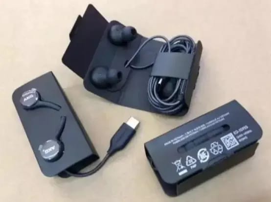 AKG Hands Free Type C